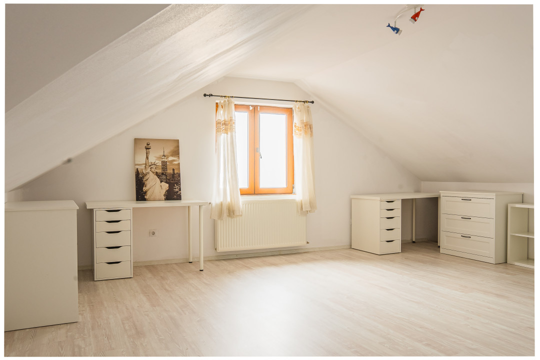 Apartament 4 camere - un cămin de vis cu priveliște spre Munții Făgăraș