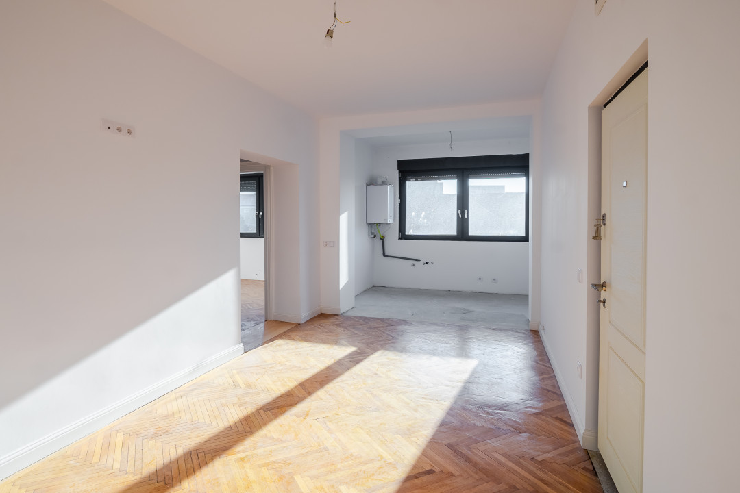 Apartament la casă de vânzare în Parcul Sub Arini 