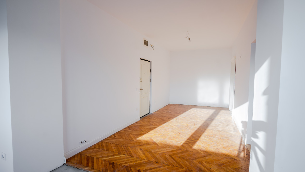 Apartament la casă de vânzare în Parcul Sub Arini 