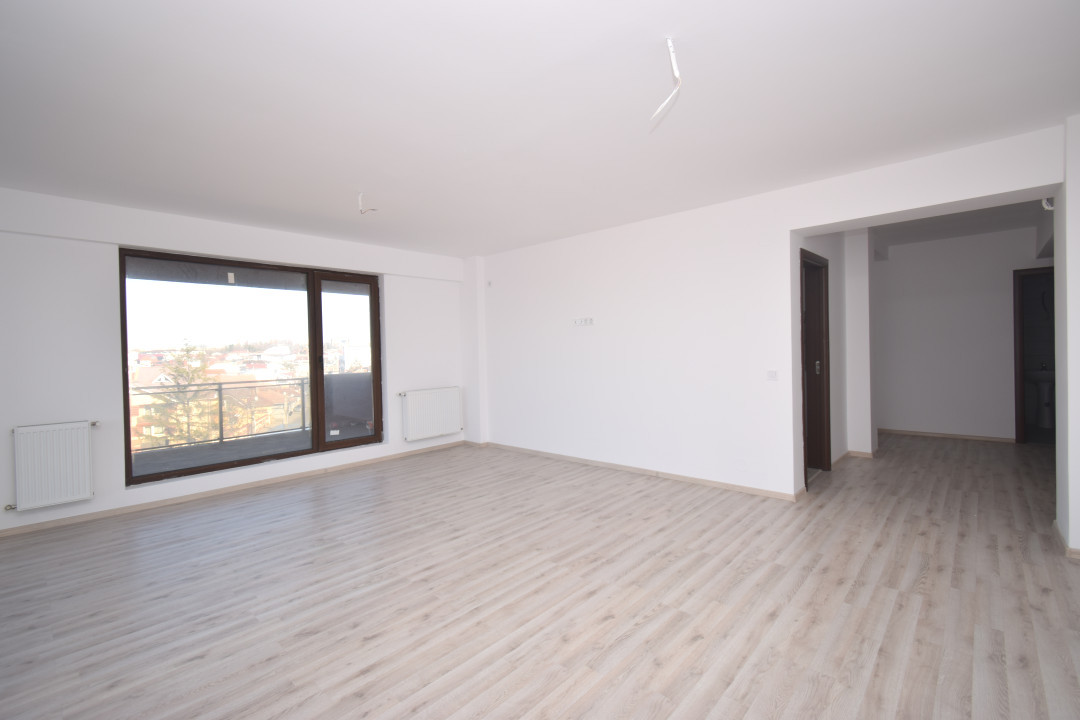 Penthouse bloc nou, lift, terasa, central, priveliste panoramica, terasa 105.5mp