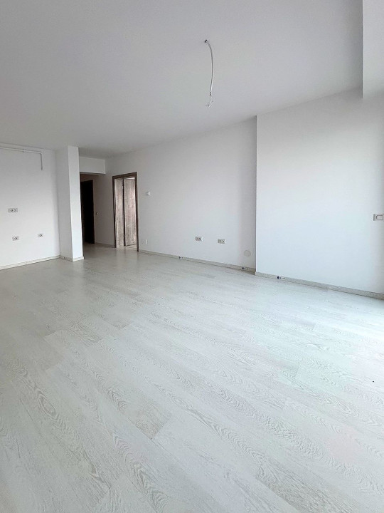 Apartament de lux cu 3 camere - Boxă la subsol - 2 terase -  Loc de parcare 