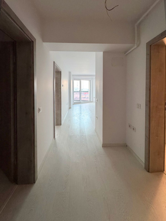 Apartament de lux cu 3 camere - Boxă la subsol - 2 terase -  Loc de parcare 