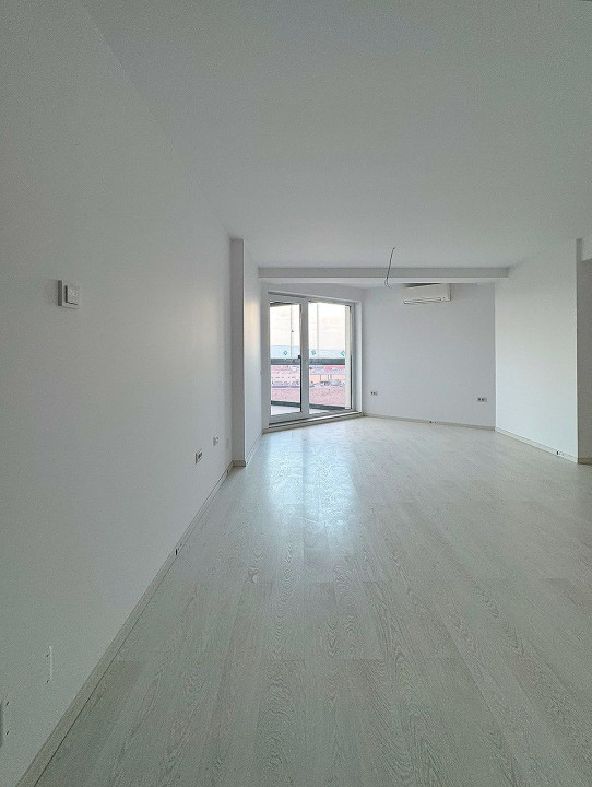 Apartament de lux cu 3 camere - Boxă la subsol - 2 terase -  Loc de parcare 