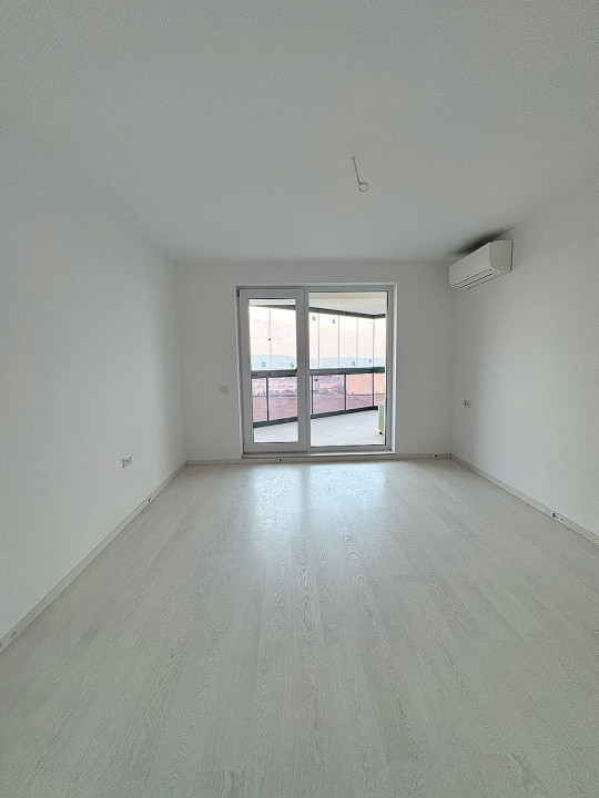 Apartament de lux cu 3 camere - Boxă la subsol - 2 terase -  Loc de parcare 