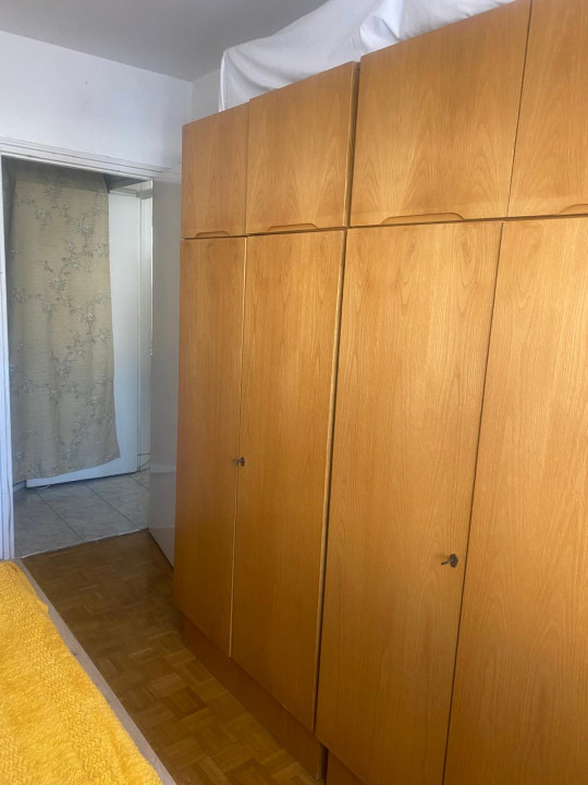 Apartament 3 camere - Strada Vasile Milea