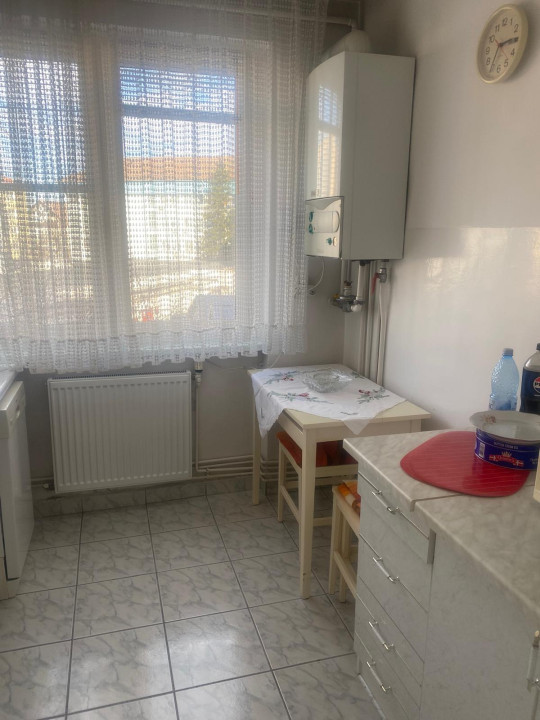 Apartament 3 camere - Strada Vasile Milea