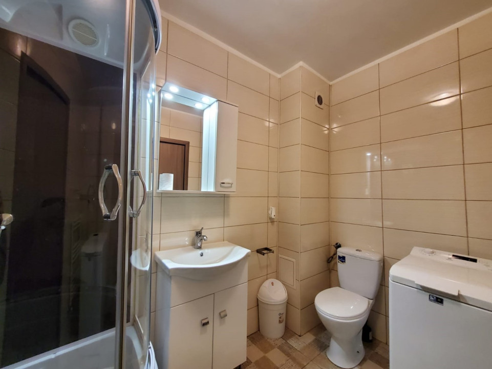 Apartament spațios cu 2 camere, strada Porii 150