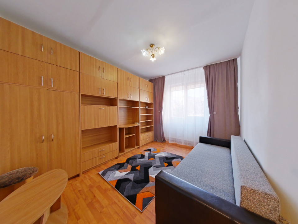  Închiriere apartament cu 2 camere, mobilat si utilat, Central Brasov