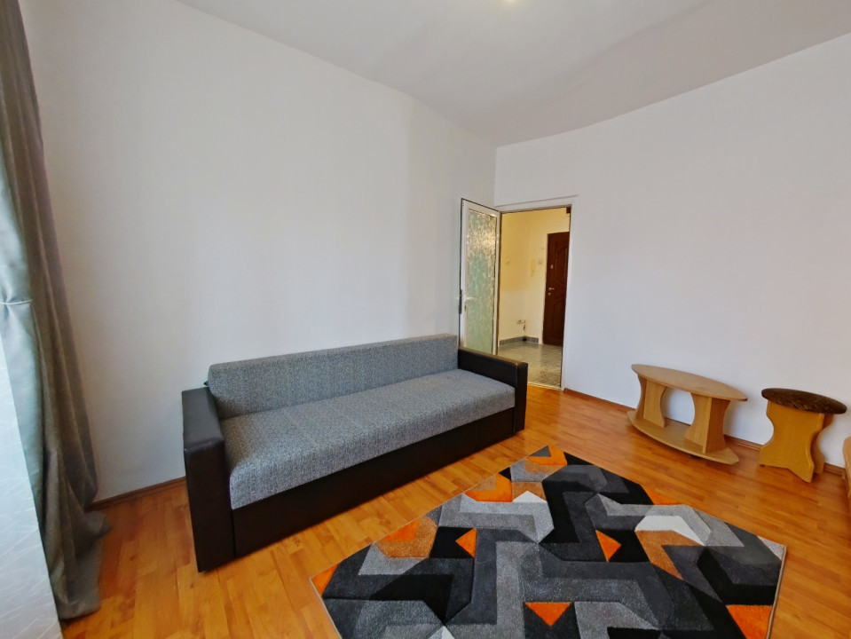  Închiriere apartament cu 2 camere, mobilat si utilat, Central Brasov