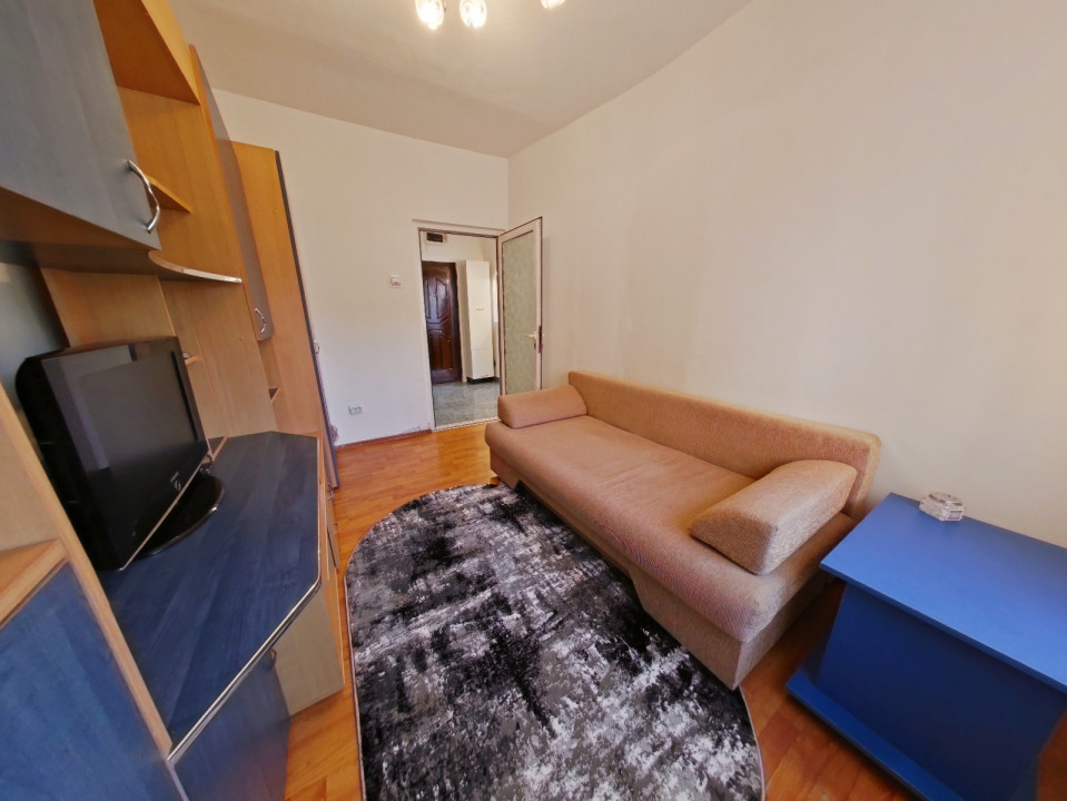  Închiriere apartament cu 2 camere, mobilat si utilat, Central Brasov