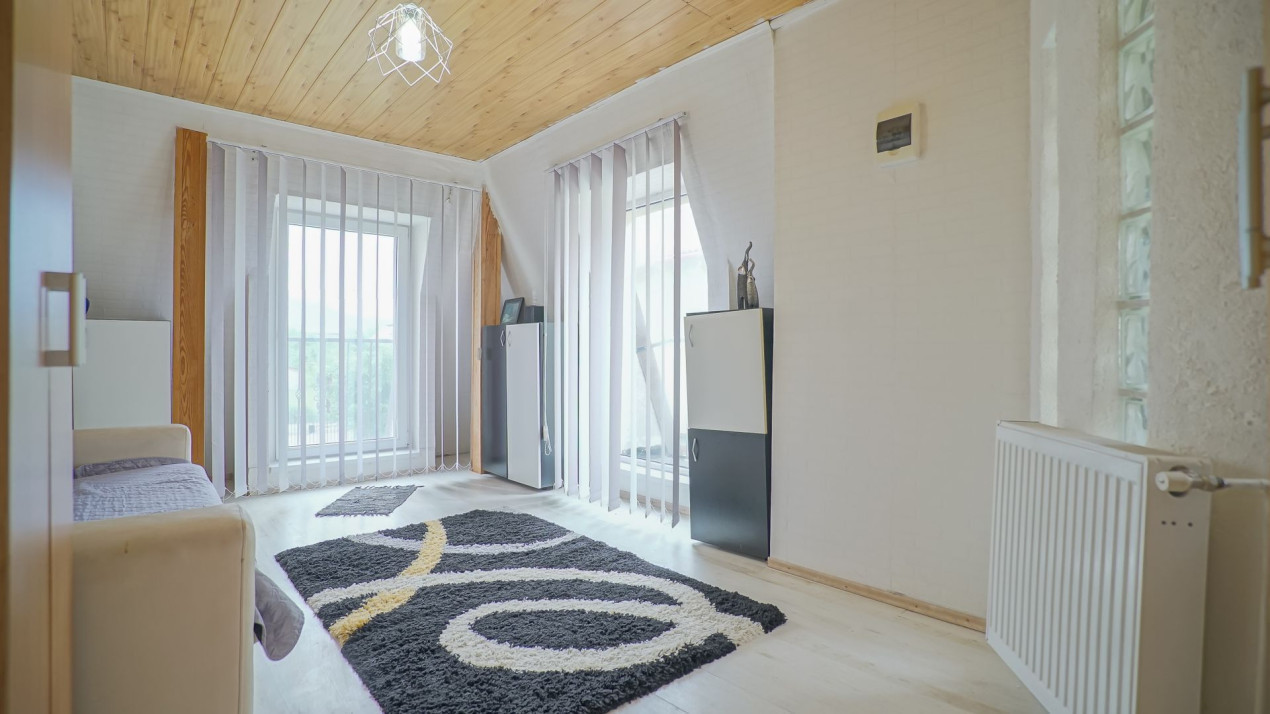 Închiriere casa 4 camere, teren 400 mp - zona Tractorul, Brasov