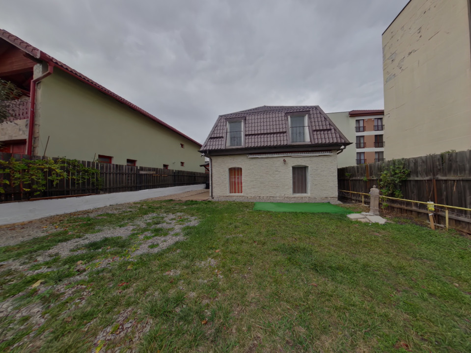 Închiriere casa 4 camere, teren 400 mp - zona Tractorul, Brasov