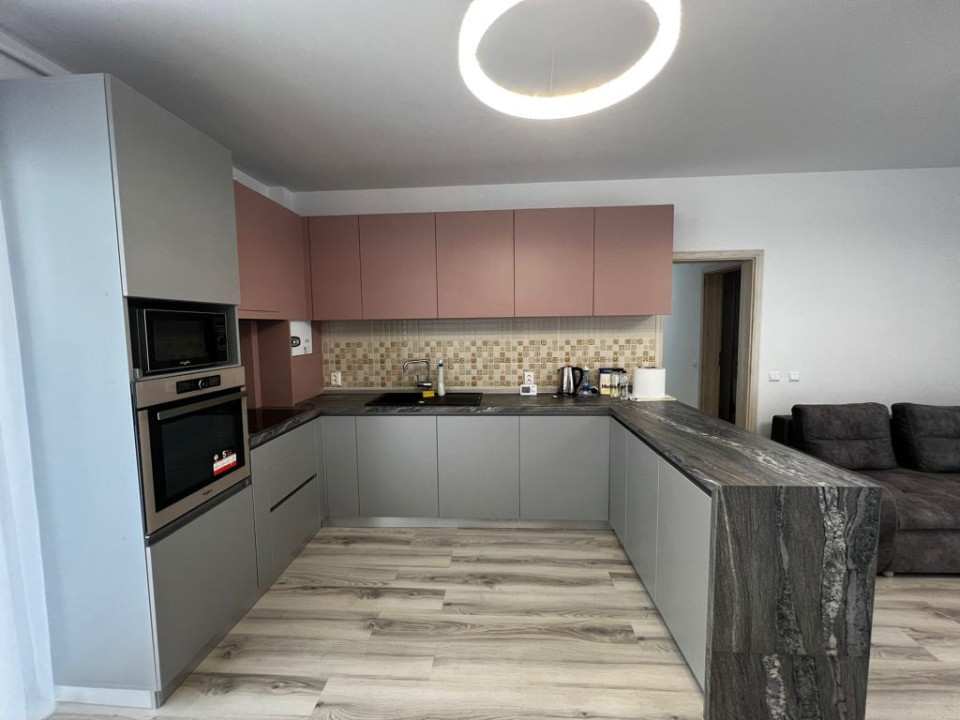 Penthouse 4 camere - Terasă 80 mp - Mobilat și utilat - Turnișor