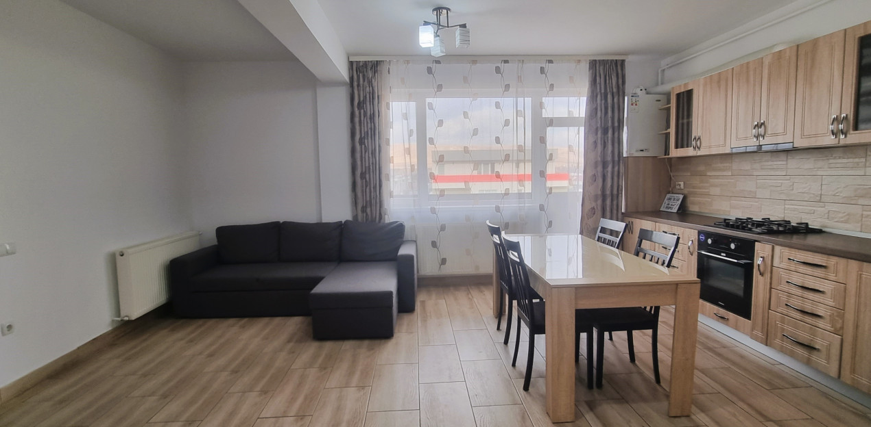 Apartament spațios cu 3 camere și parcare, strada Urușagului.