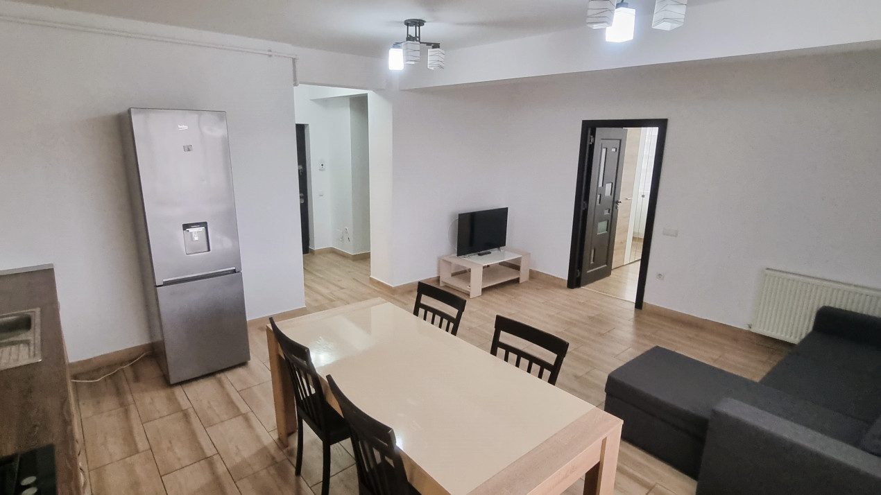 Apartament spațios cu 3 camere și parcare, strada Urușagului.