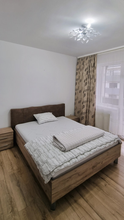 Apartament spațios cu 3 camere și parcare, strada Urușagului.