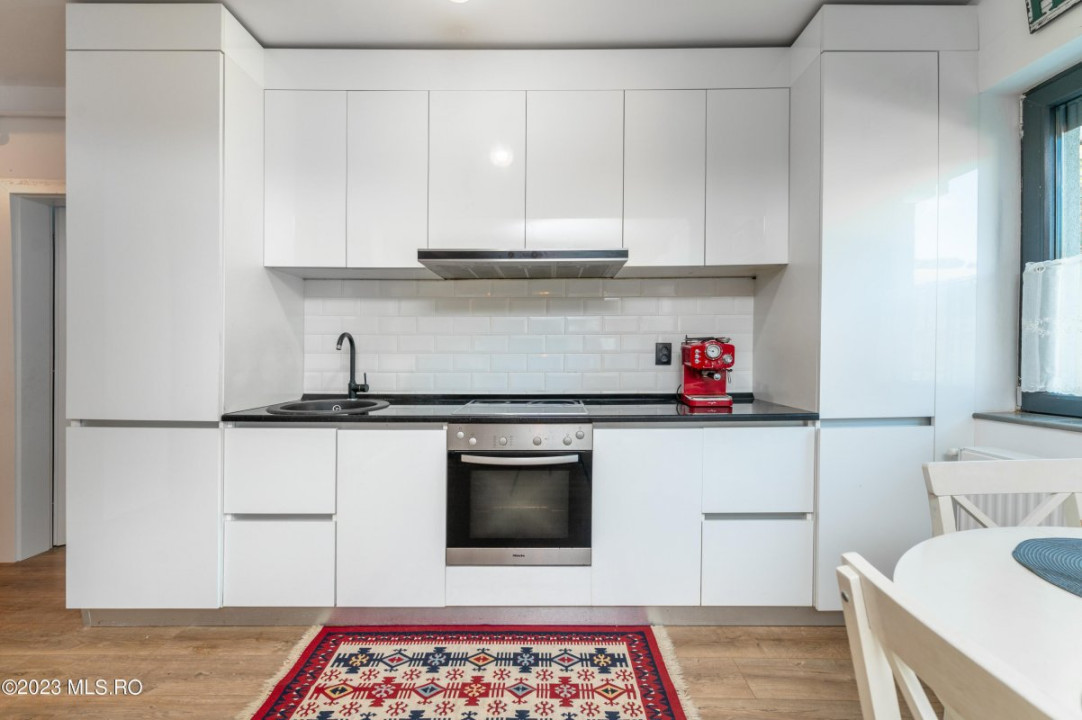 Apartament modern cu 3 camere in Donath Park