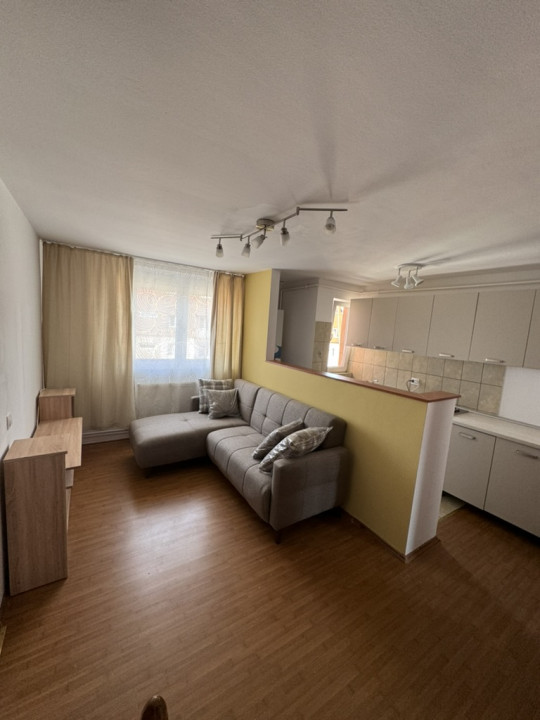 Apartament 2 cam 55 mp - Calea Cisnădiei Zona N. Iorga