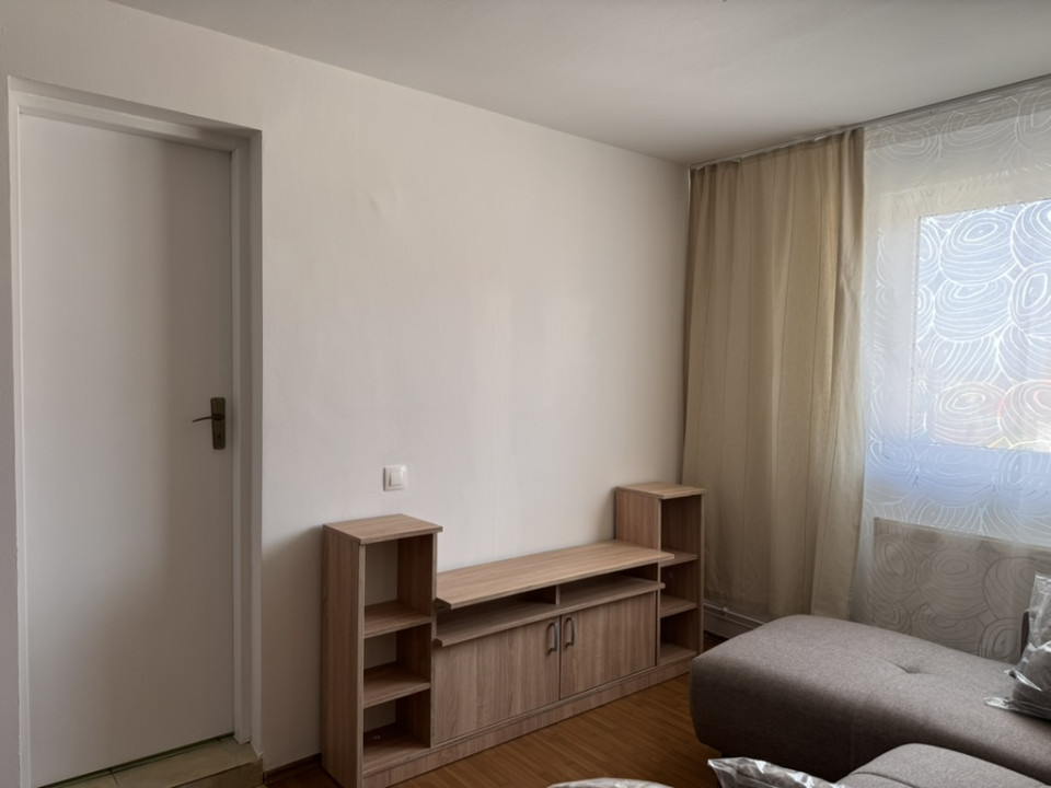 Apartament 2 cam 55 mp - Calea Cisnădiei Zona N. Iorga