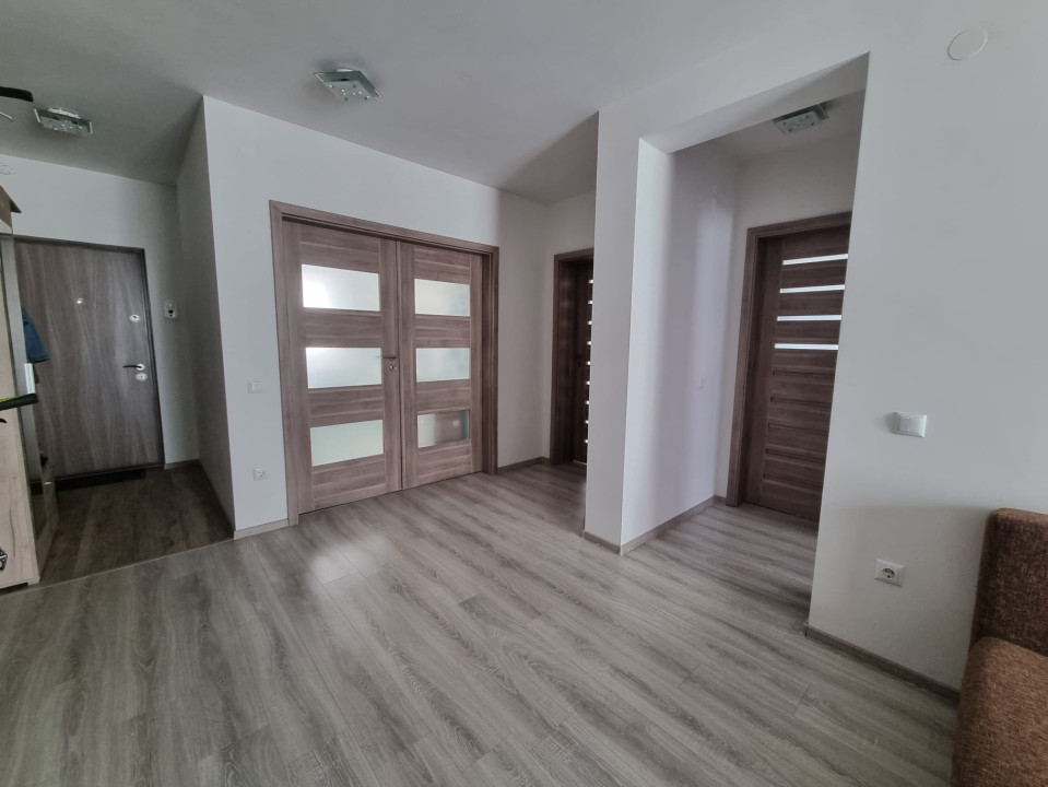 Apartament 3 camere - zona Mandra - str. Calea Cisnadiei