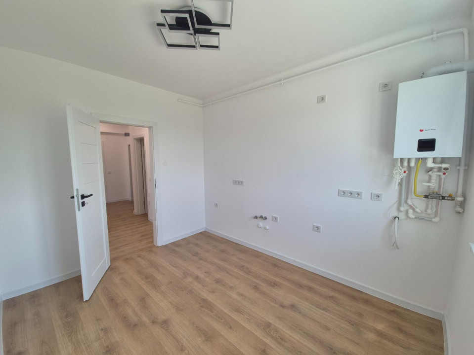 Apartament 3 camere - 2 bai - Logie 13.4 mp - Etaj 5