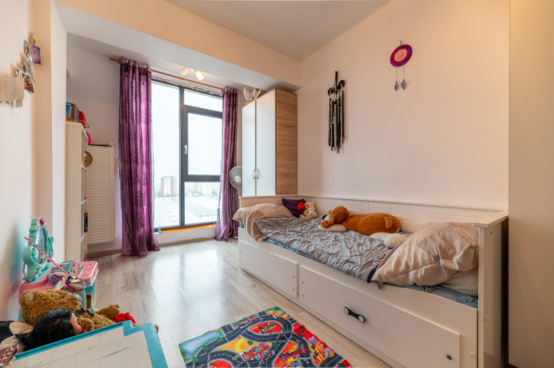 Apartament 3 camere de vânzare  - str. Doamna Stanca