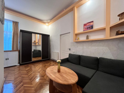 Apartament 2 camere - De Închiriat- Zona Centrală  